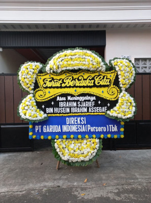 Papan Bunga Duka di Ganjar Agung